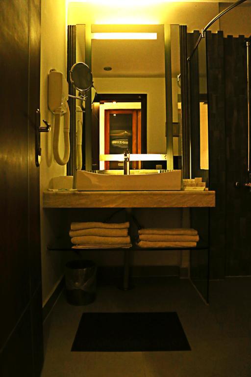 Lahore Continental Hotel Exteriér fotografie